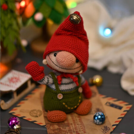 Crochet pattern for Christmas Gnome, PDF English, France amigurumi