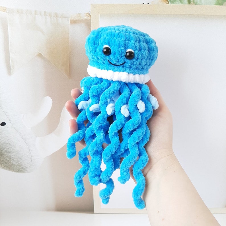il_794xN.4461083418_lez4 Crochet PATTERN jellyfish, no sew, Amigurumi tutorial PDF in English - Image 1