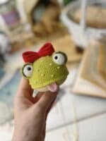 Crochet pattern for frog Klava, PDF English, Germany, France amigurumi - Image 2