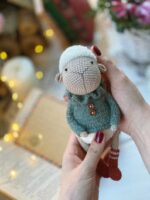 Crochet and knitting pattern for Dolly the lamby, PDF English, Spanish, Germany, France amigurumi sheep, lamb - Image 3