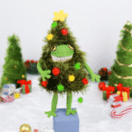 Cozy Christmas Tree Costume for the frog - Crochet Clothes Pattern - Image 8