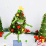 Cozy Christmas Tree Costume for the frog - Crochet Clothes Pattern - Image 9