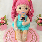 Crochet Doll Pattern, Alana doll, Amigurumi Doll Pattern, PDF in English, French, German, Spanish, Portuguese.