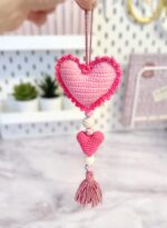 Crochet Heart ornament pattern, Amigurumi keychine, Wall Hanging décor, Valentine decoration - Image 5