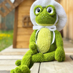 Crochet Frog Pattern: Amigurumi Plush Toy with Cap (PDF Pattern) - Image 4