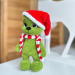 The Christmas Stealer Crochet Pattern PDF / Plush Yarn Amigurumi / Holiday Crochet Toy / Beginner Friendly PDF Tutorial /Crochet plushies